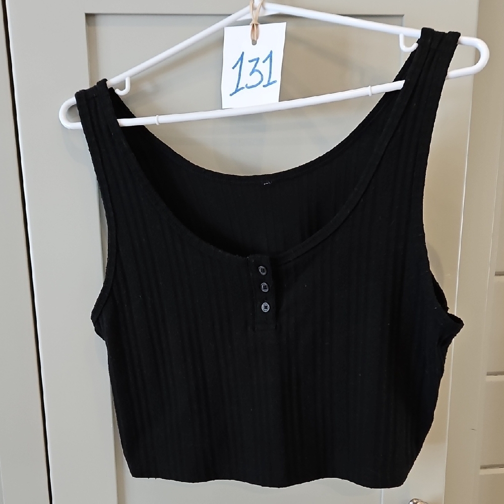 #131 3 Faux Button Black Rib Tank Top Ptp 19